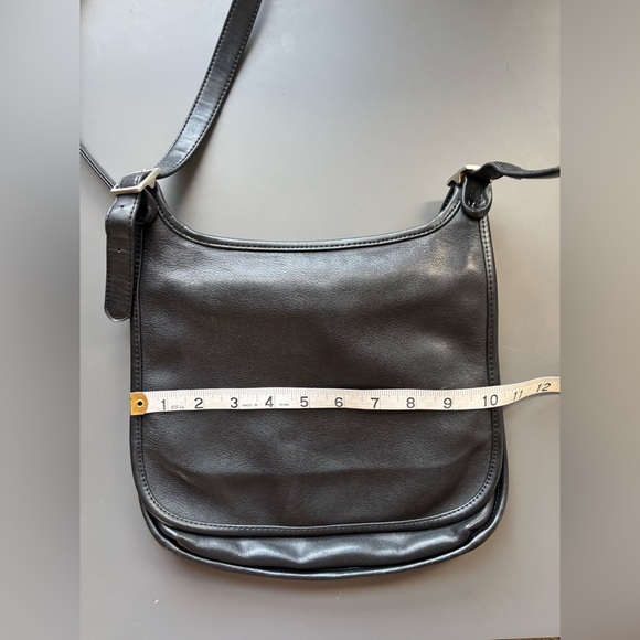 Giani Bernini Leather Flap Crossbody - Picture 7 of 11